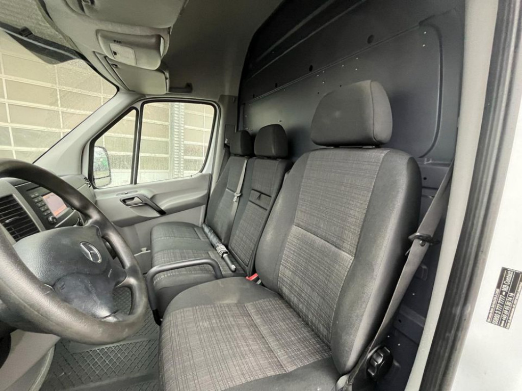 MERCEDES-BENZ Sprinter 316 CDI Kasten - Panel van: picture 4 MERCEDES-BENZ Sprinter 316 CDI Kasten - Panel van: picture 4