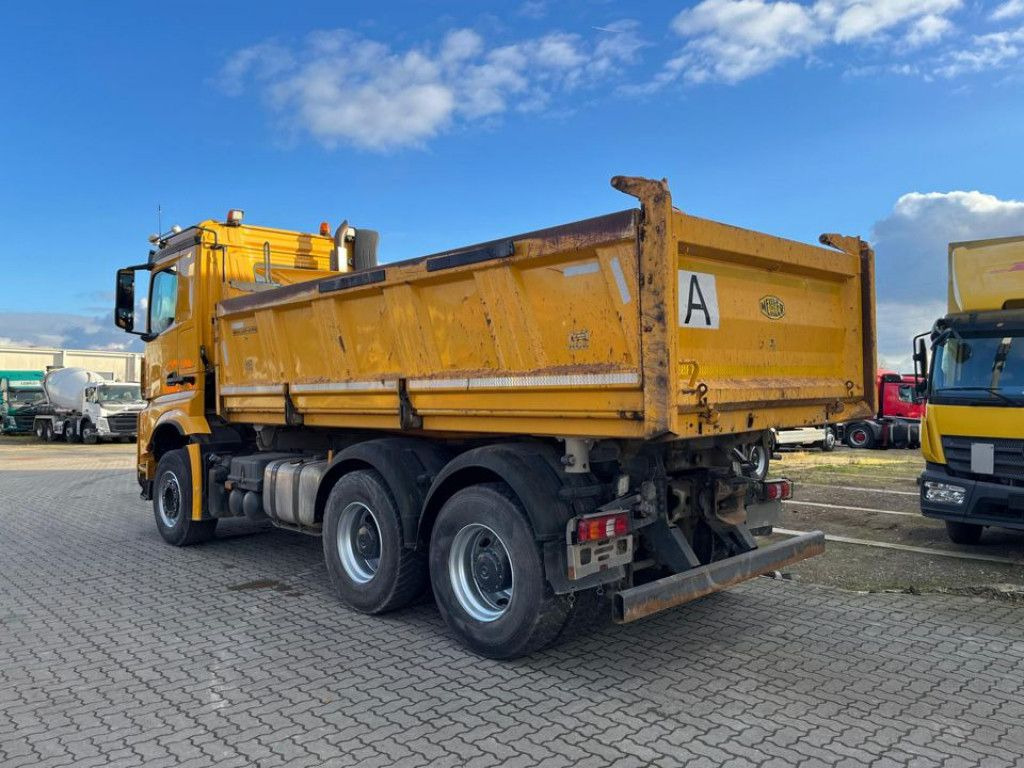 Mercedes-Benz Arocs 2663 6x4 3-Achs Kipper Meiller Bordmatik - Tipper: picture 3 Mercedes-Benz Arocs 2663 6x4 3-Achs Kipper Meiller Bordmatik - Tipper: picture 3