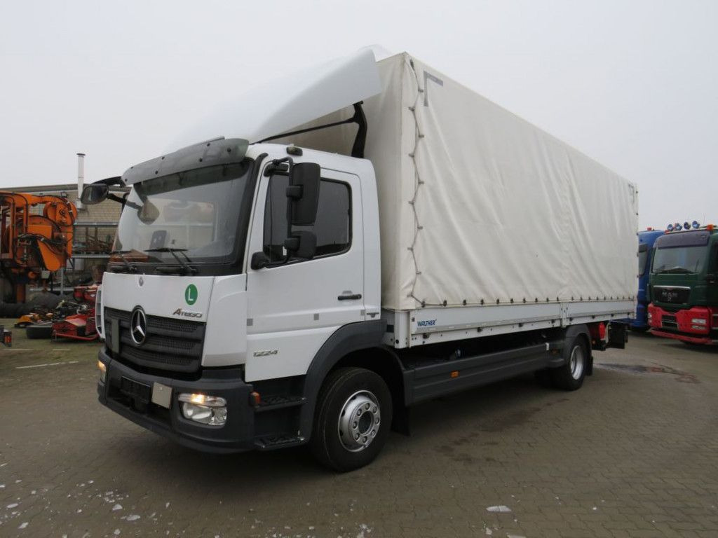 Mercedes-Benz Atego 1224 L Pritsche LBW LBW 1.5to - Curtainsider truck: picture 1 Mercedes-Benz Atego 1224 L Pritsche LBW LBW 1.5to - Curtainsider truck: picture 1