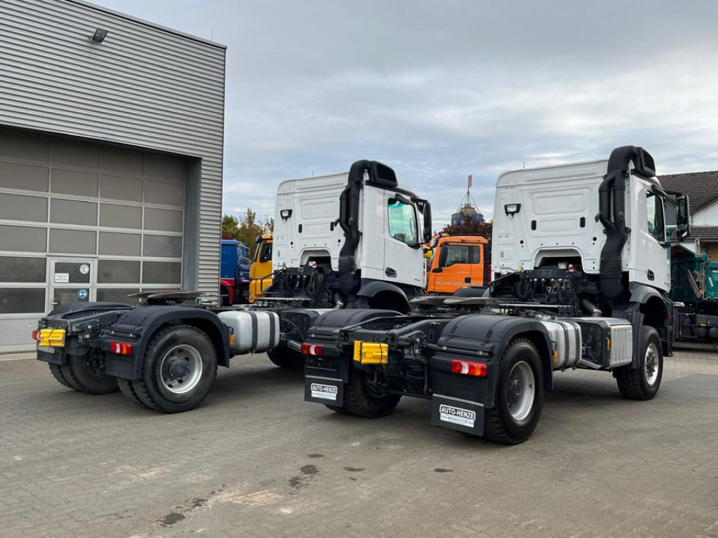 MERCEDES-BENZ Mercedes-Benz Arocs SZM 2043 AS 4x4 nur 133TKM ! Kipphydraulik - Tractor unit: picture 4 MERCEDES-BENZ Mercedes-Benz Arocs SZM 2043 AS 4x4 nur 133TKM ! Kipphydraulik - Tractor unit: picture 4