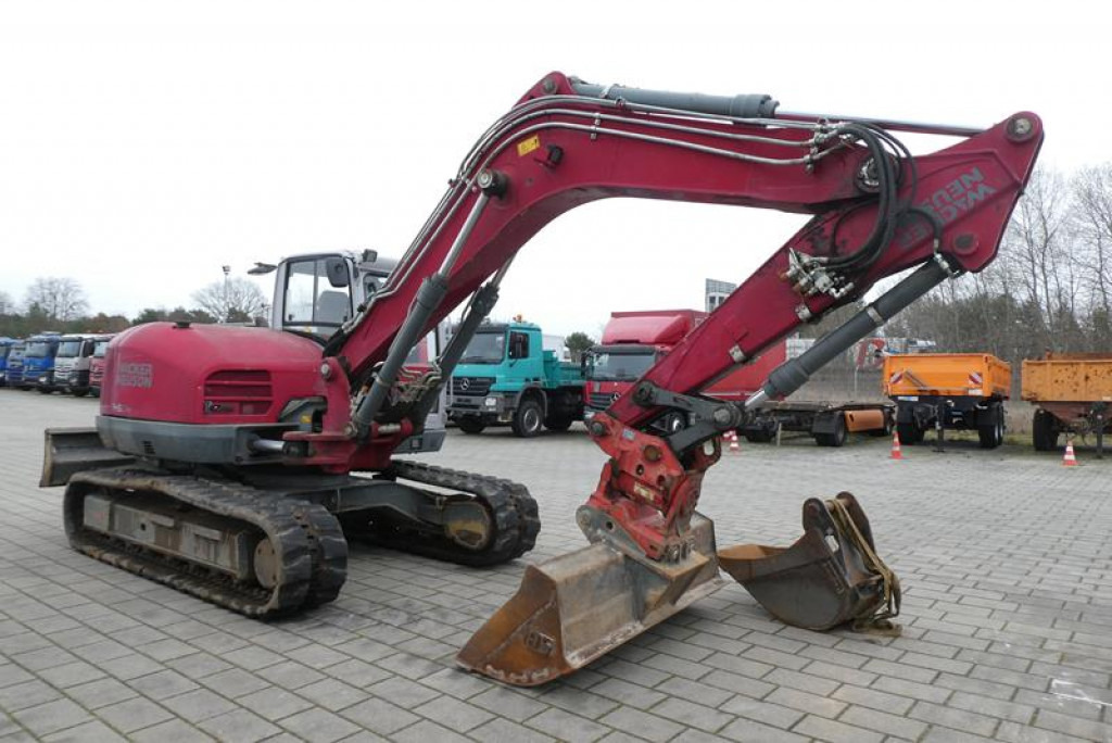 Wacker Neuson SE Wacker Neuson SE Kettenbagger Ketten-/Raupenbagger 14504 E11-01 - Crawler excavator: picture 2 Wacker Neuson SE Wacker Neuson SE Kettenbagger Ketten-/Raupenbagger 14504 E11-01 - Crawler excavator: picture 2