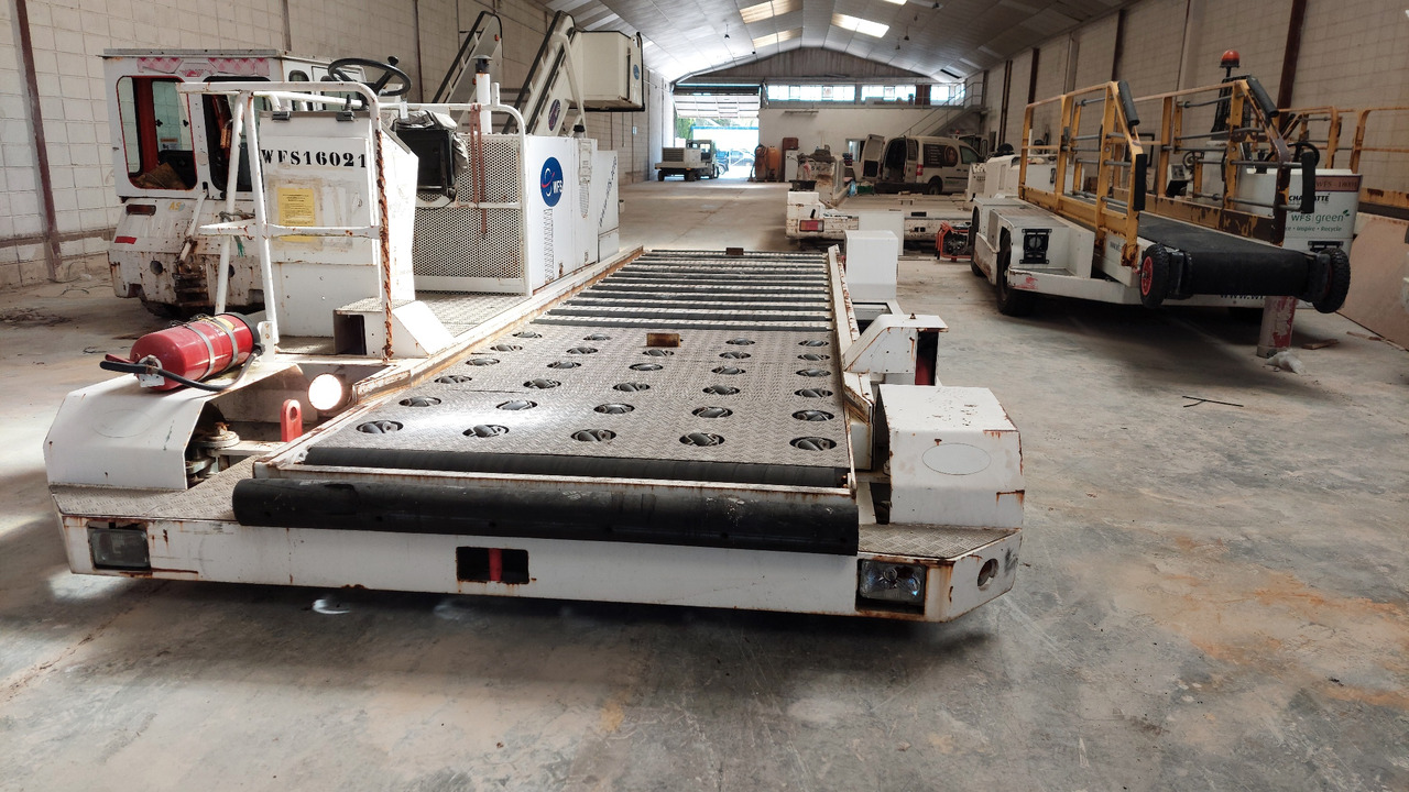 CLT-8 Speedloader FMC - Aircraft cargo loader: picture 1 CLT-8 Speedloader FMC - Aircraft cargo loader: picture 1