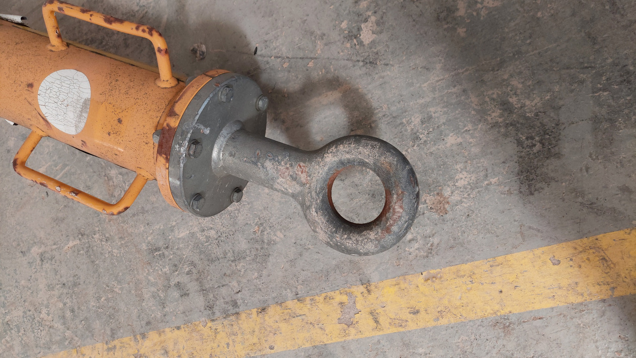 Towbar J-TOW170 JMS - Ground support equipment: picture 3 Towbar J-TOW170 JMS - Ground support equipment: picture 3