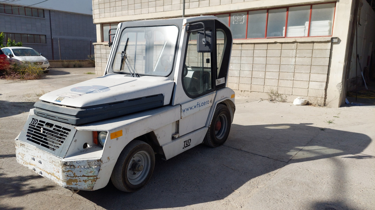 TLD TMX-30 tractor - Baggage tractor: picture 1 TLD TMX-30 tractor - Baggage tractor: picture 1