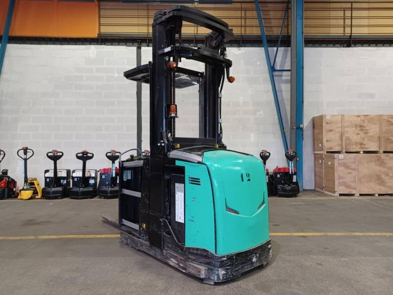 Caterpillar NOH10N - Order picker: picture 4 Caterpillar NOH10N - Order picker: picture 4