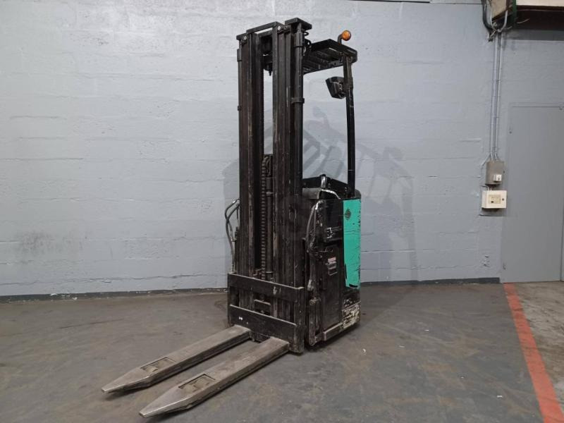 Caterpillar NSR16N - Stacker: picture 2 Caterpillar NSR16N - Stacker: picture 2
