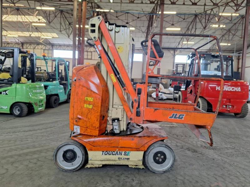 JLG Toucan 8E - Vertical mast lift: picture 3 JLG Toucan 8E - Vertical mast lift: picture 3