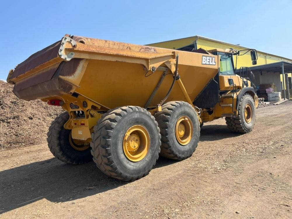 Bell B30E - Articulated dumper: picture 2 Bell B30E - Articulated dumper: picture 2