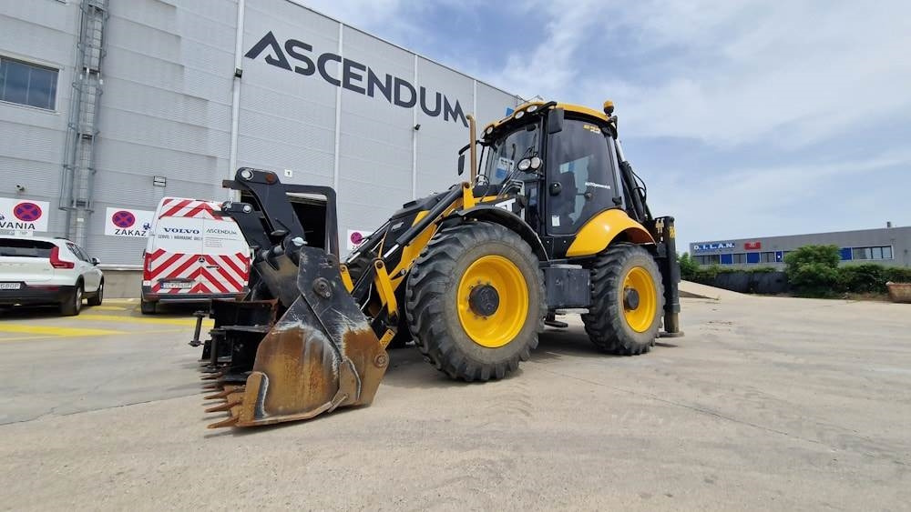 MST M644 PLUS - Backhoe loader: picture 4 MST M644 PLUS - Backhoe loader: picture 4