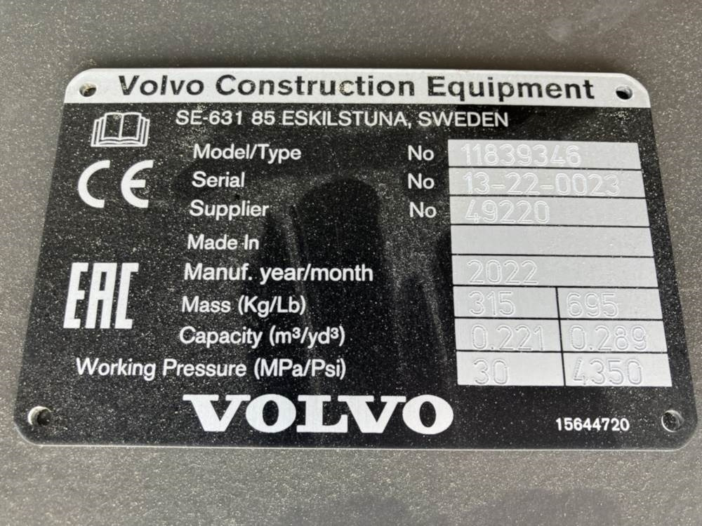 Volvo Böschungslöffel schwenkbar - Festanbau - Backhoe loader: picture 4 Volvo Böschungslöffel schwenkbar - Festanbau - Backhoe loader: picture 4