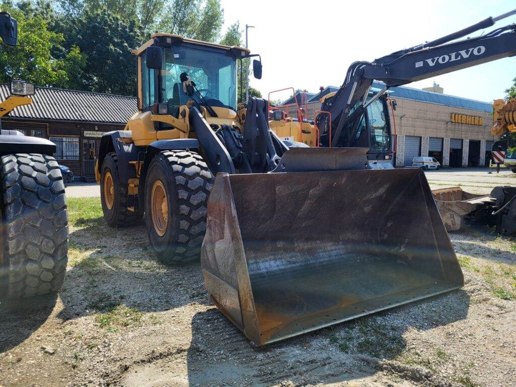 Volvo L70G - Wheel loader: picture 1 Volvo L70G - Wheel loader: picture 1
