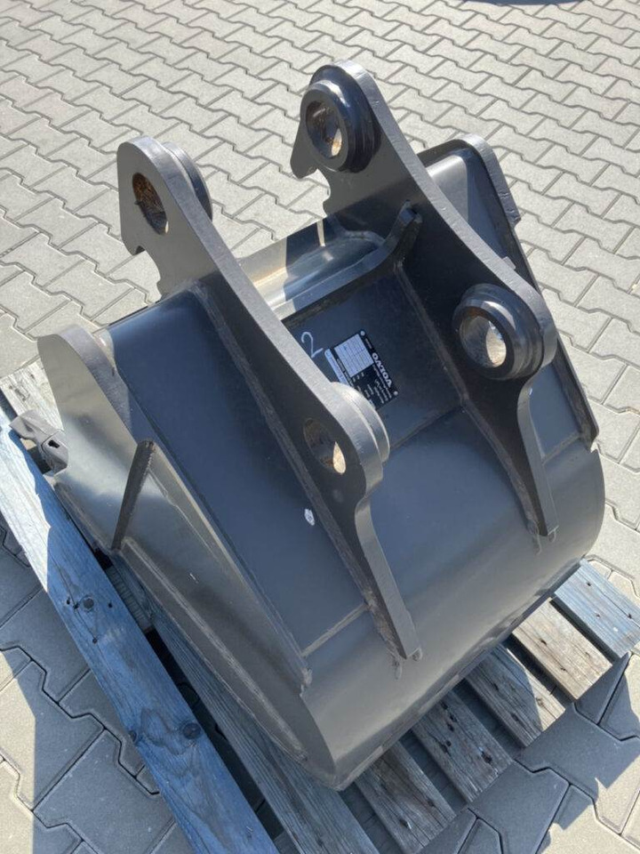 Volvo Tieflöffel mit Zähnen - Festanbau - Backhoe loader: picture 3 Volvo Tieflöffel mit Zähnen - Festanbau - Backhoe loader: picture 3