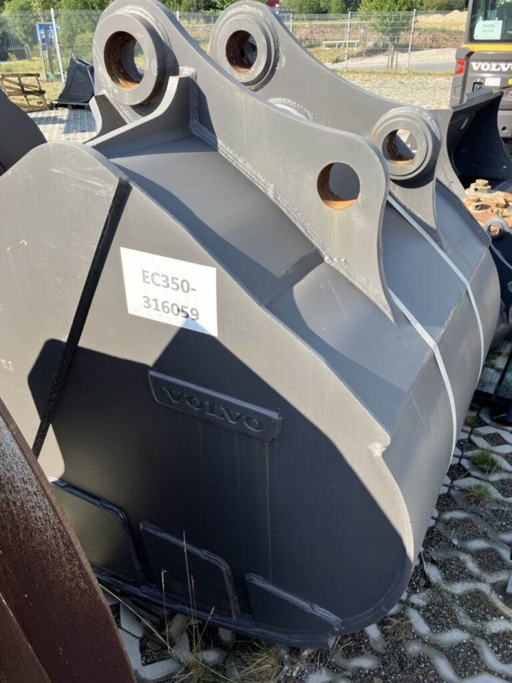 Volvo Tieflöffel mit Zähnen - Festanbau - Backhoe loader: picture 2 Volvo Tieflöffel mit Zähnen - Festanbau - Backhoe loader: picture 2