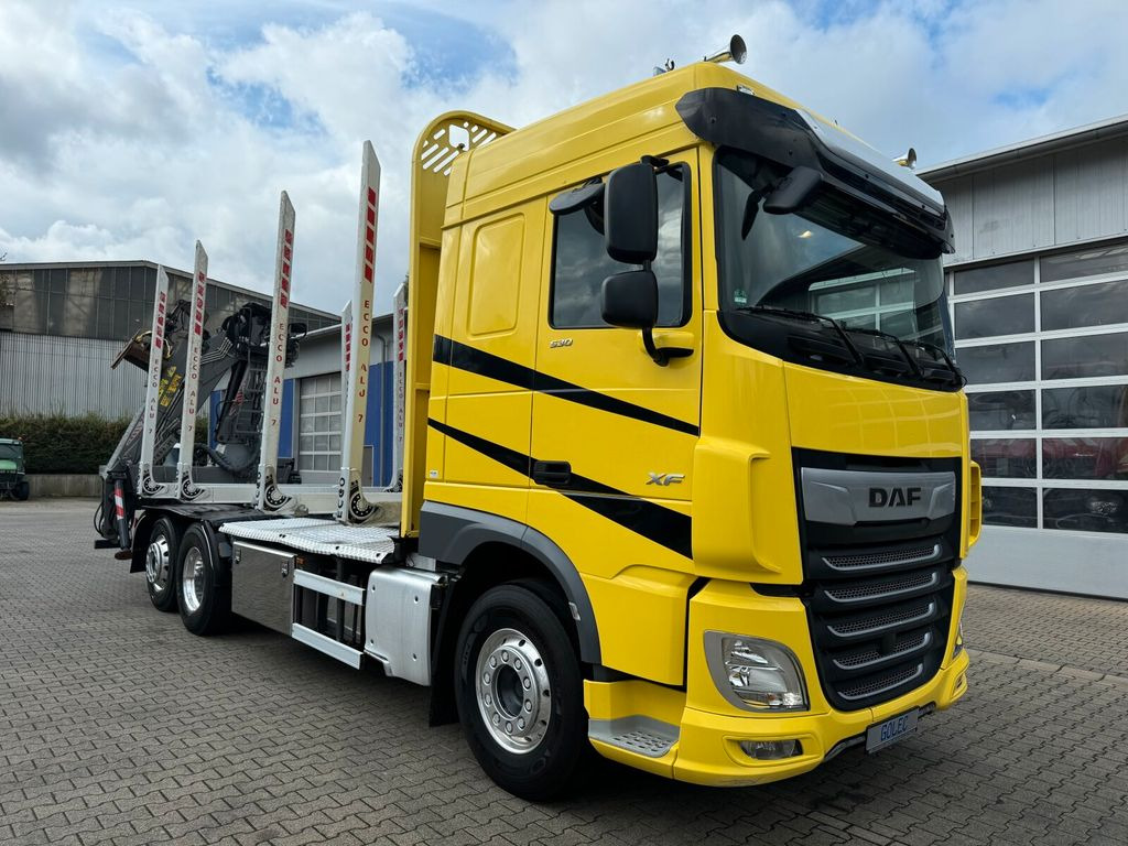 DAF XF 530 6x2 Holztransport Kran PENZ 15Z9.50 *Anh. - Timber truck, Crane truck: picture 1 DAF XF 530 6x2 Holztransport Kran PENZ 15Z9.50 *Anh. - Timber truck, Crane truck: picture 1