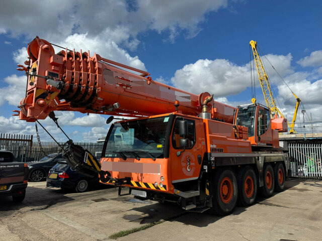 Liebherr LTM 1070-4.2 Autokran mit Spitze *TOP Zustand - All terrain crane: picture 1 Liebherr LTM 1070-4.2 Autokran mit Spitze *TOP Zustand - All terrain crane: picture 1