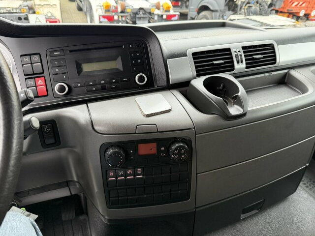 MAN TGS 35.360 8X4 BB Dachdecker Kran bis 52 m - Crane truck: picture 2 MAN TGS 35.360 8X4 BB Dachdecker Kran bis 52 m - Crane truck: picture 2