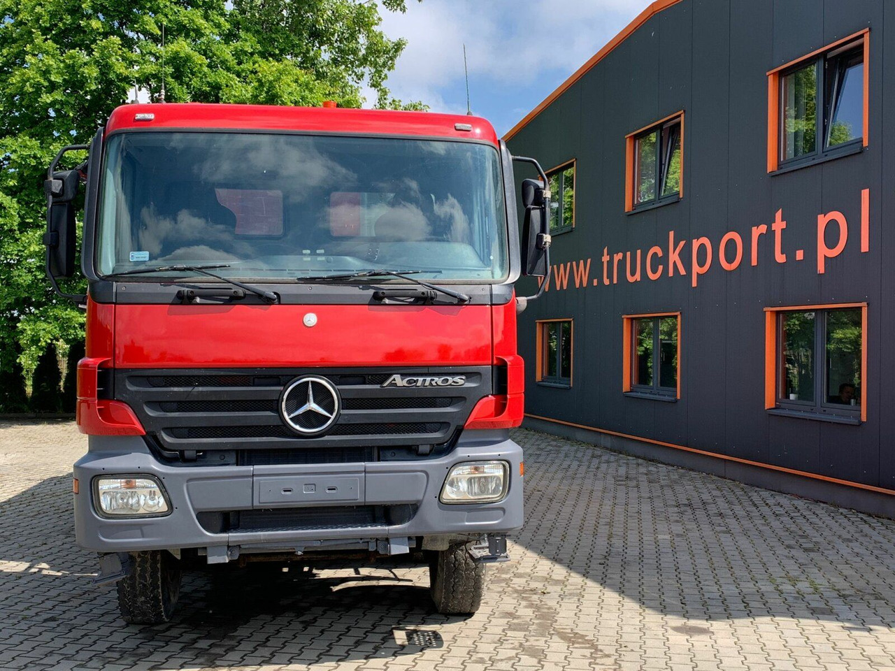 Mercedes-Benz ACTROS 4141 EURO4 8x8 Muldenkipper - Tipper: picture 3 Mercedes-Benz ACTROS 4141 EURO4 8x8 Muldenkipper - Tipper: picture 3