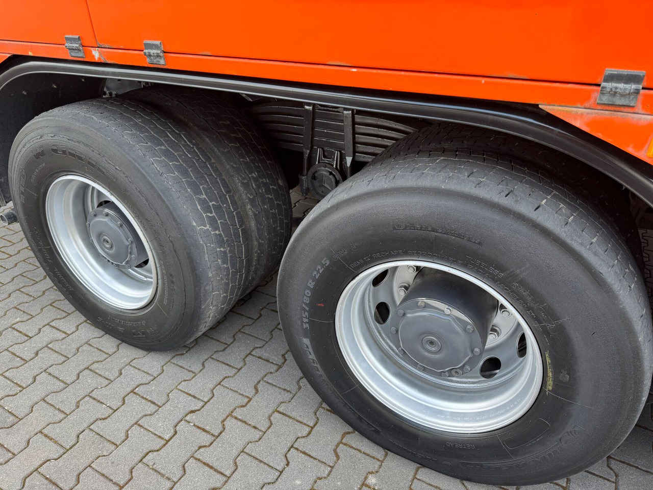 New Vacuum truck Mercedes-Benz ACTROS 4148 8x4 Kanalreiniger & Wasserrückgewinn: picture 30
