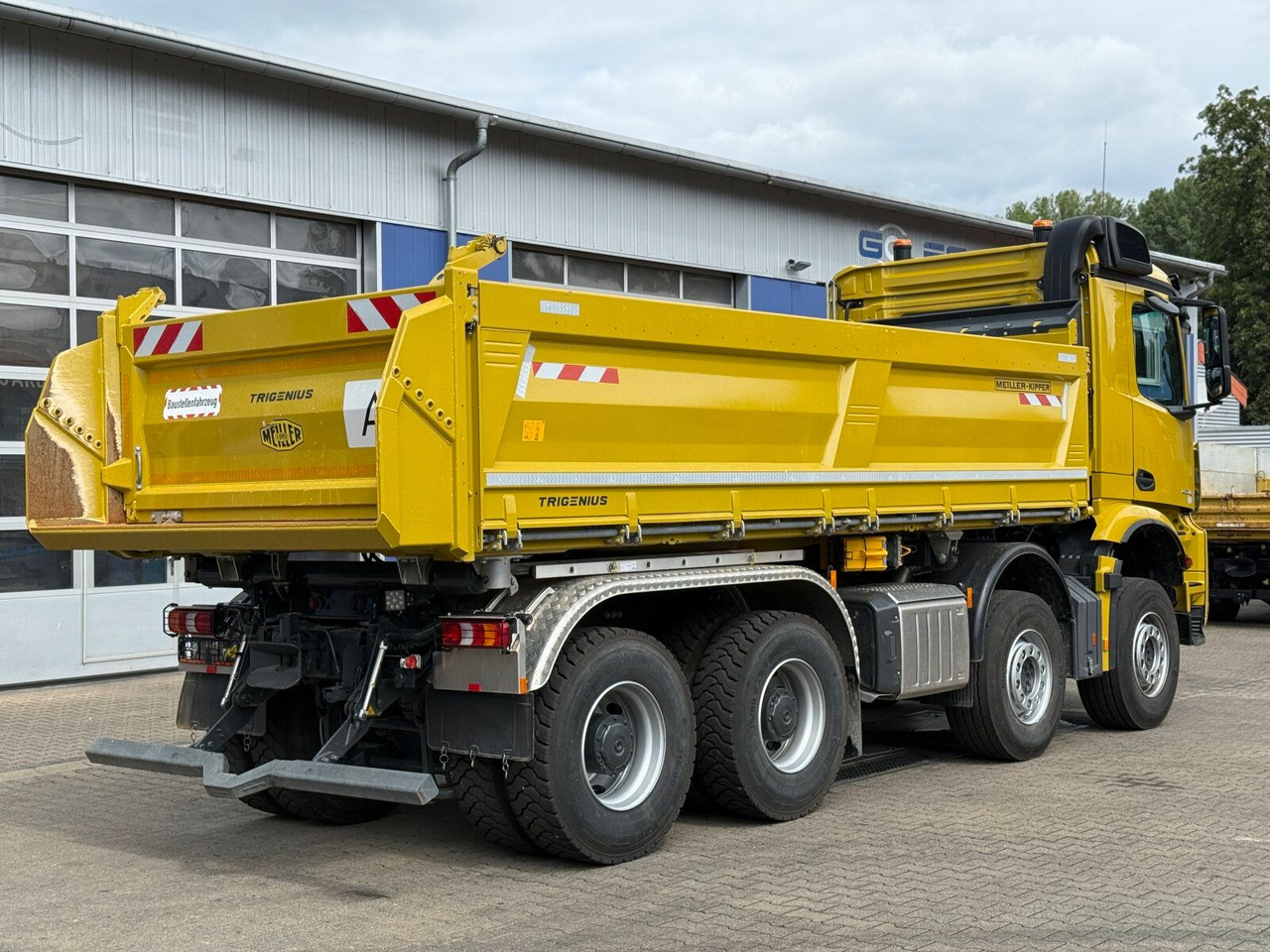Mercedes-Benz AROCS 3248 8x4 Euro 6 Meiller Kipper Bordmatik - Tipper: picture 3 Mercedes-Benz AROCS 3248 8x4 Euro 6 Meiller Kipper Bordmatik - Tipper: picture 3