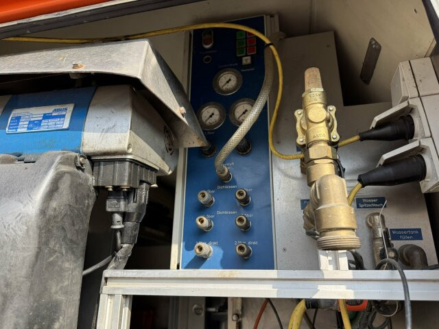 Mercedes-Benz Vario 614D TV Inspektionsanl RCA RAUSCH ELKA 600 - Vacuum truck: picture 4 Mercedes-Benz Vario 614D TV Inspektionsanl RCA RAUSCH ELKA 600 - Vacuum truck: picture 4