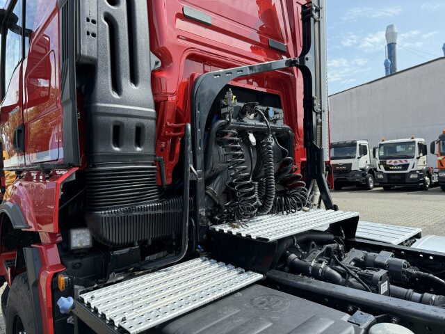 Tractor unit MAN TGS 18.520 4x4 SZM - Kipphyd. Blatt Luft Pritard: picture 7