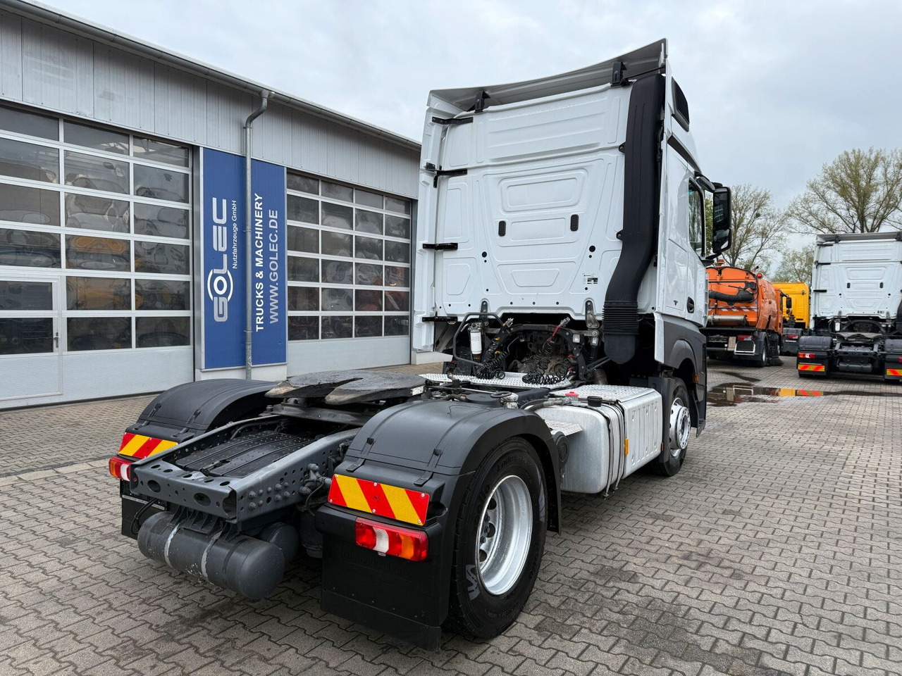 Mercedes-Benz Actros 1845 SZM 4x2 Retarder Kipphydraulik - Tractor unit: picture 3 Mercedes-Benz Actros 1845 SZM 4x2 Retarder Kipphydraulik - Tractor unit: picture 3