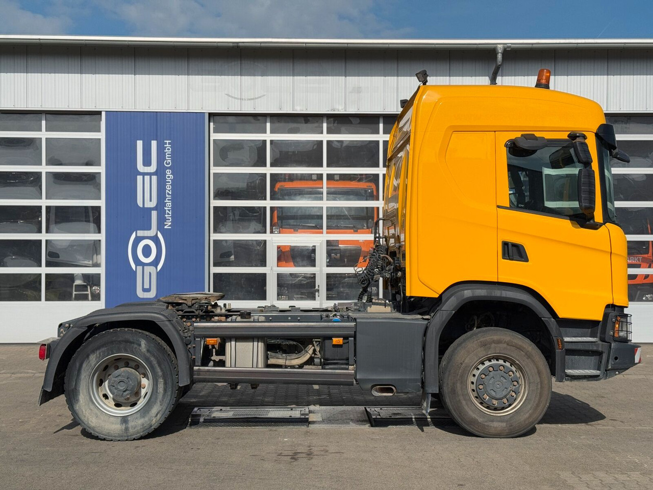 Scania G450 XT 4x4 Euro 6 SZM Kipphydraulik Blatt/ Luft - Tractor unit: picture 2 Scania G450 XT 4x4 Euro 6 SZM Kipphydraulik Blatt/ Luft - Tractor unit: picture 2