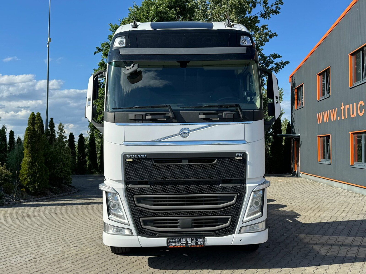 Volvo FH 540 6x2 Abrollkipper MEILLER RK 26.67 - Hook lift truck: picture 3 Volvo FH 540 6x2 Abrollkipper MEILLER RK 26.67 - Hook lift truck: picture 3
