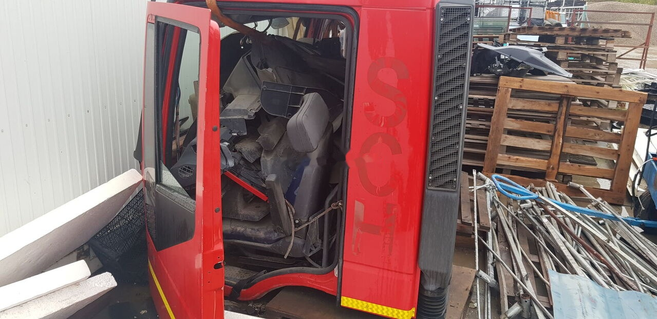 IVECO TRAKKER 450 - Cab for Truck: picture 1 IVECO TRAKKER 450 - Cab for Truck: picture 1