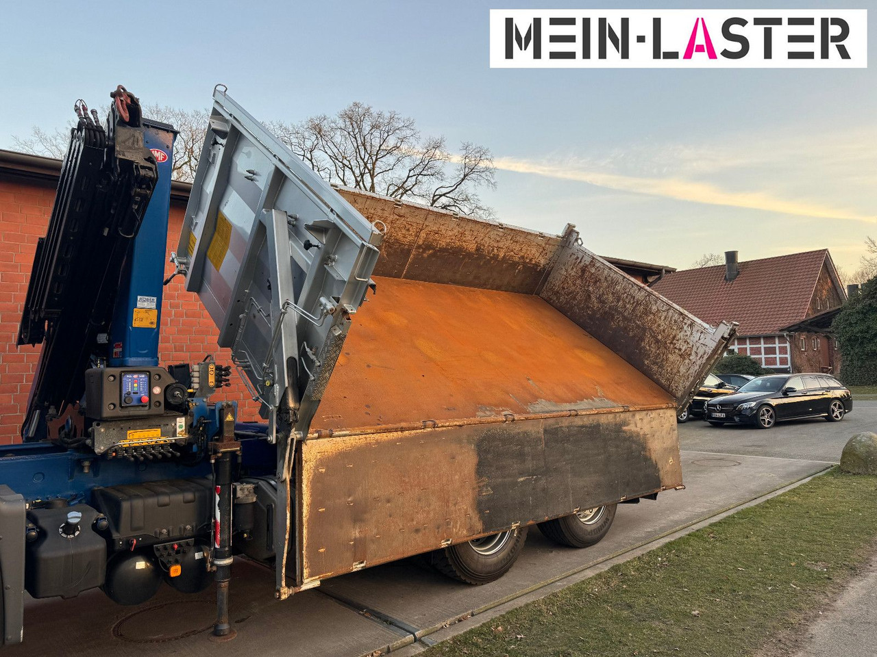 Tipper, Crane truck MAN Aufbau Meiller Bordmatik + HMF 1330 K4 15m Funk: picture 12