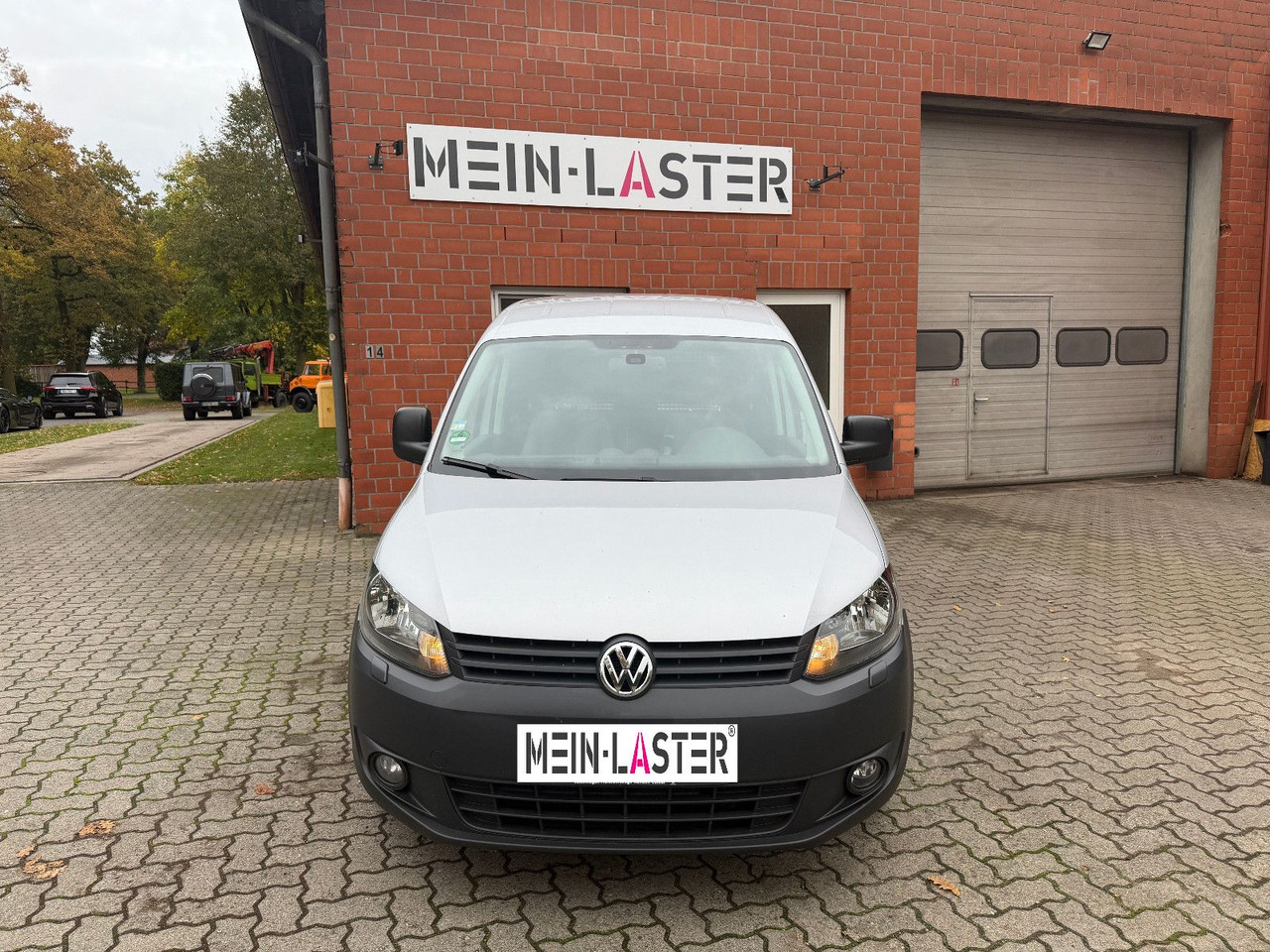 Station wagon Volkswagen Caddy 2.0 TDI Soccer 4Motion Automatik 1. Hand: picture 7 Station wagon Volkswagen Caddy 2.0 TDI Soccer 4Motion Automatik 1. Hand: picture 7