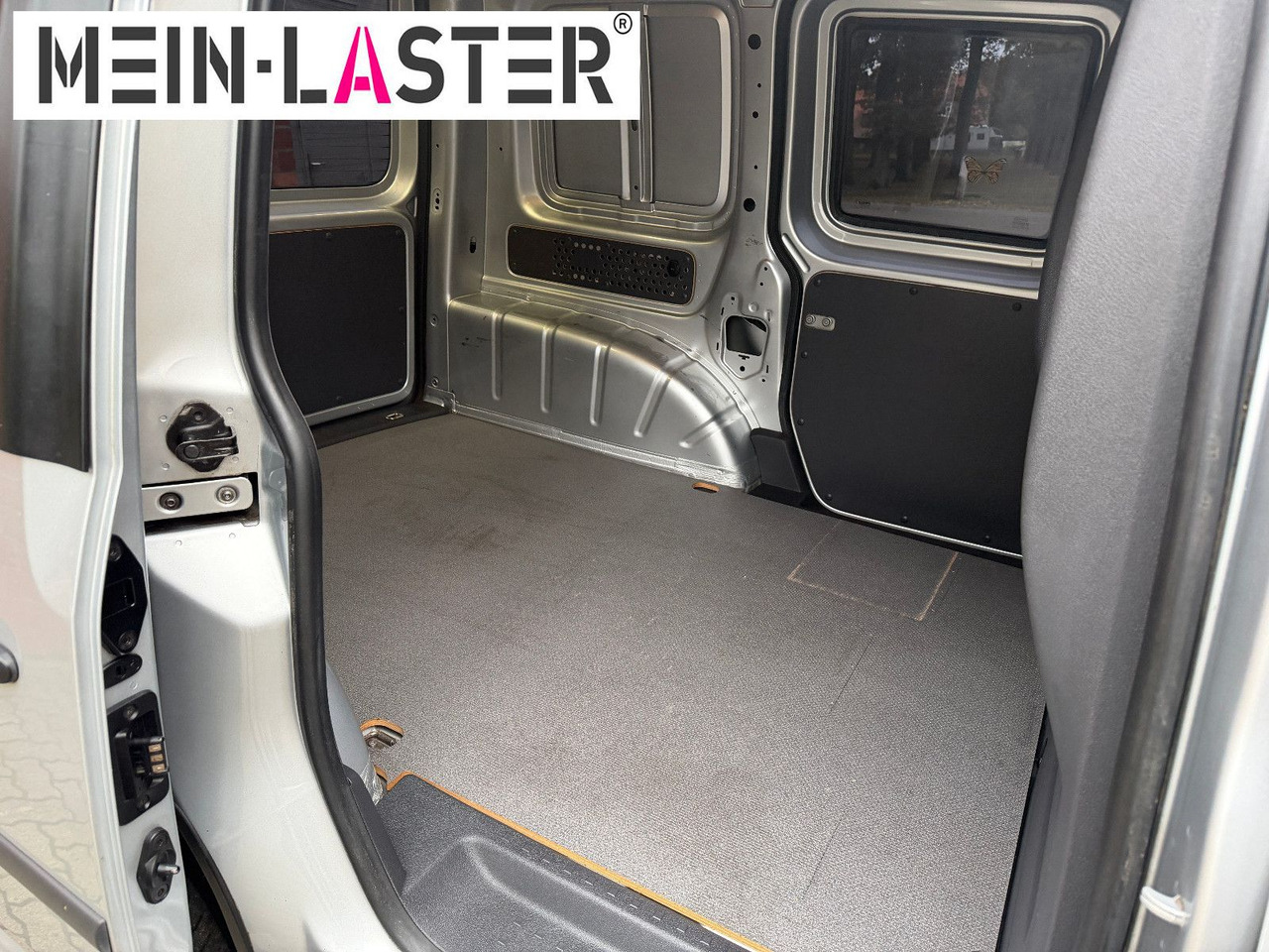 Station wagon Volkswagen Caddy 2.0 TDI Soccer 4Motion Automatik 1. Hand: picture 11 Station wagon Volkswagen Caddy 2.0 TDI Soccer 4Motion Automatik 1. Hand: picture 11