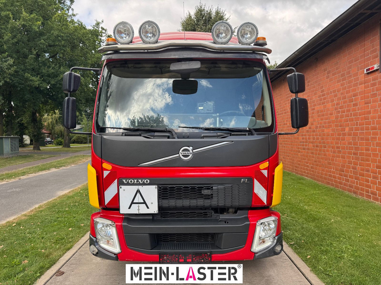 Volvo FL 250 Palfinger T10Duo City + StandardContainer leasing Volvo FL 250 Palfinger T10Duo City + StandardContainer: picture 10 Volvo FL 250 Palfinger T10Duo City + StandardContainer leasing Volvo FL 250 Palfinger T10Duo City + StandardContainer: picture 10