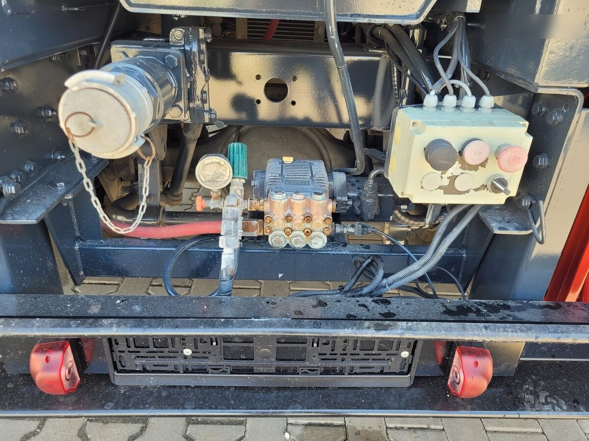 Utility/ Special vehicle Renault Midlum WATER STREET CLEANER Sprinkler: picture 17 Utility/ Special vehicle Renault Midlum WATER STREET CLEANER Sprinkler: picture 17