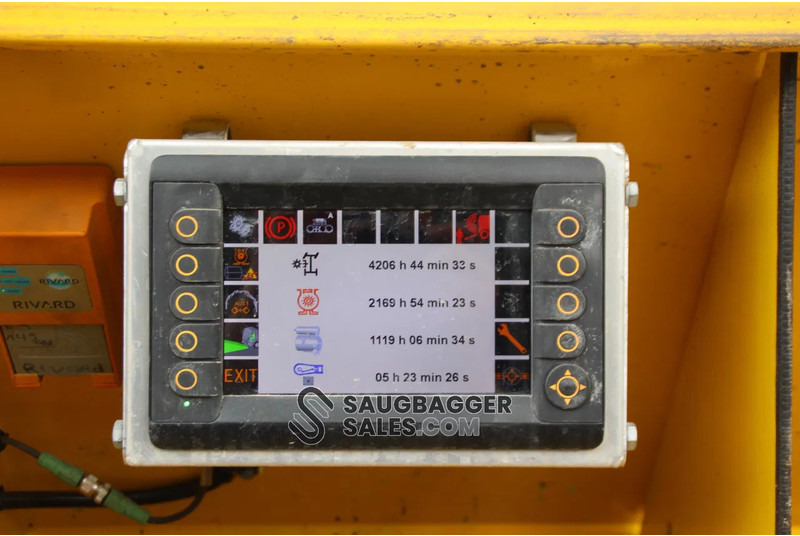 Mercedes-Benz Arocs 2017 RIVARD EXVAC Suction Excavator - Vacuum truck: picture 4 Mercedes-Benz Arocs 2017 RIVARD EXVAC Suction Excavator - Vacuum truck: picture 4