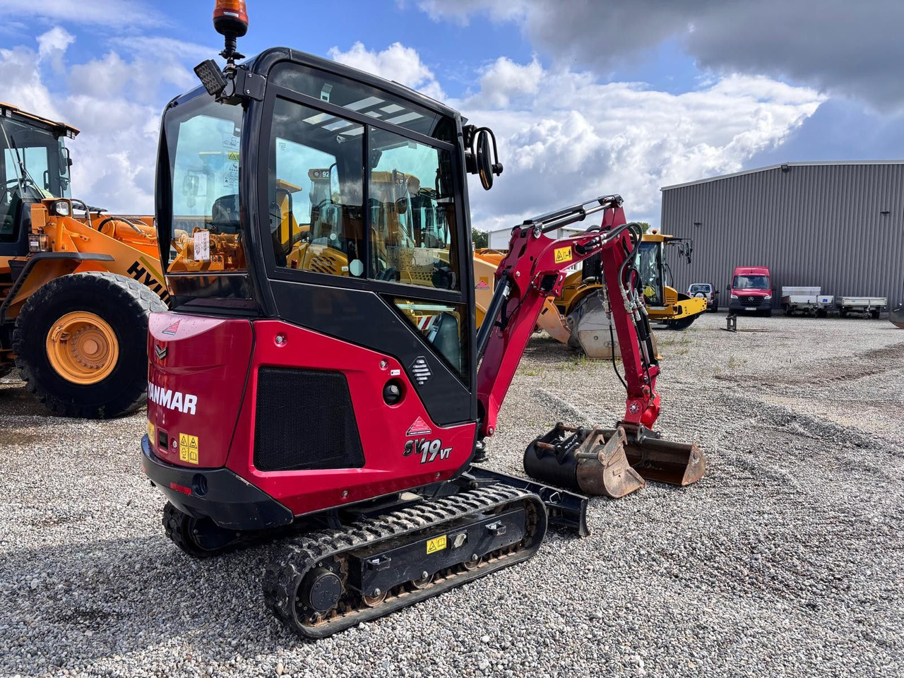Yanmar SV 19VT - Mini excavator: picture 3 Yanmar SV 19VT - Mini excavator: picture 3