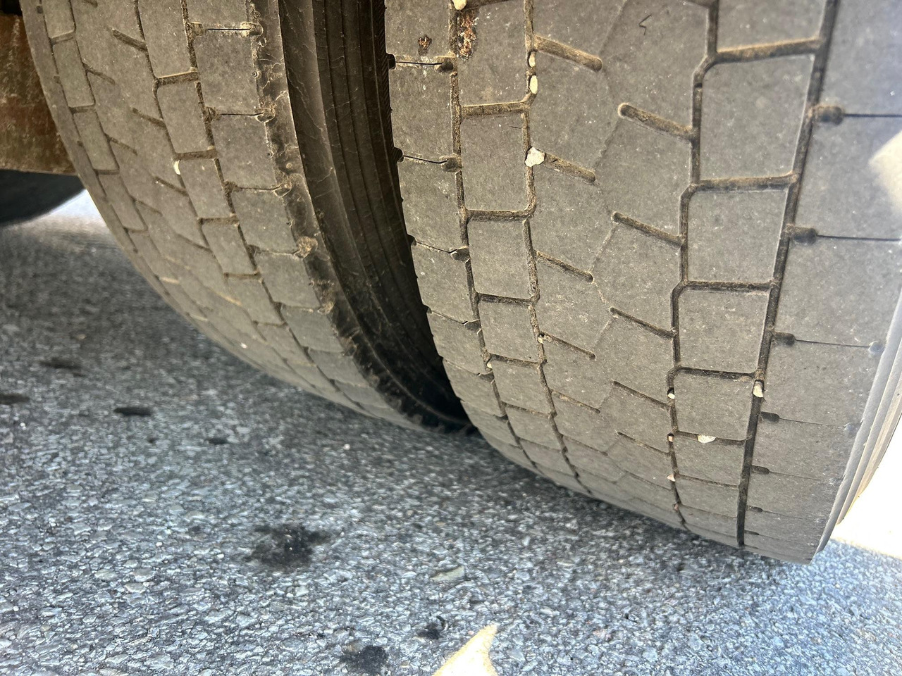 Refrigerator truck DAF CF330: picture 14