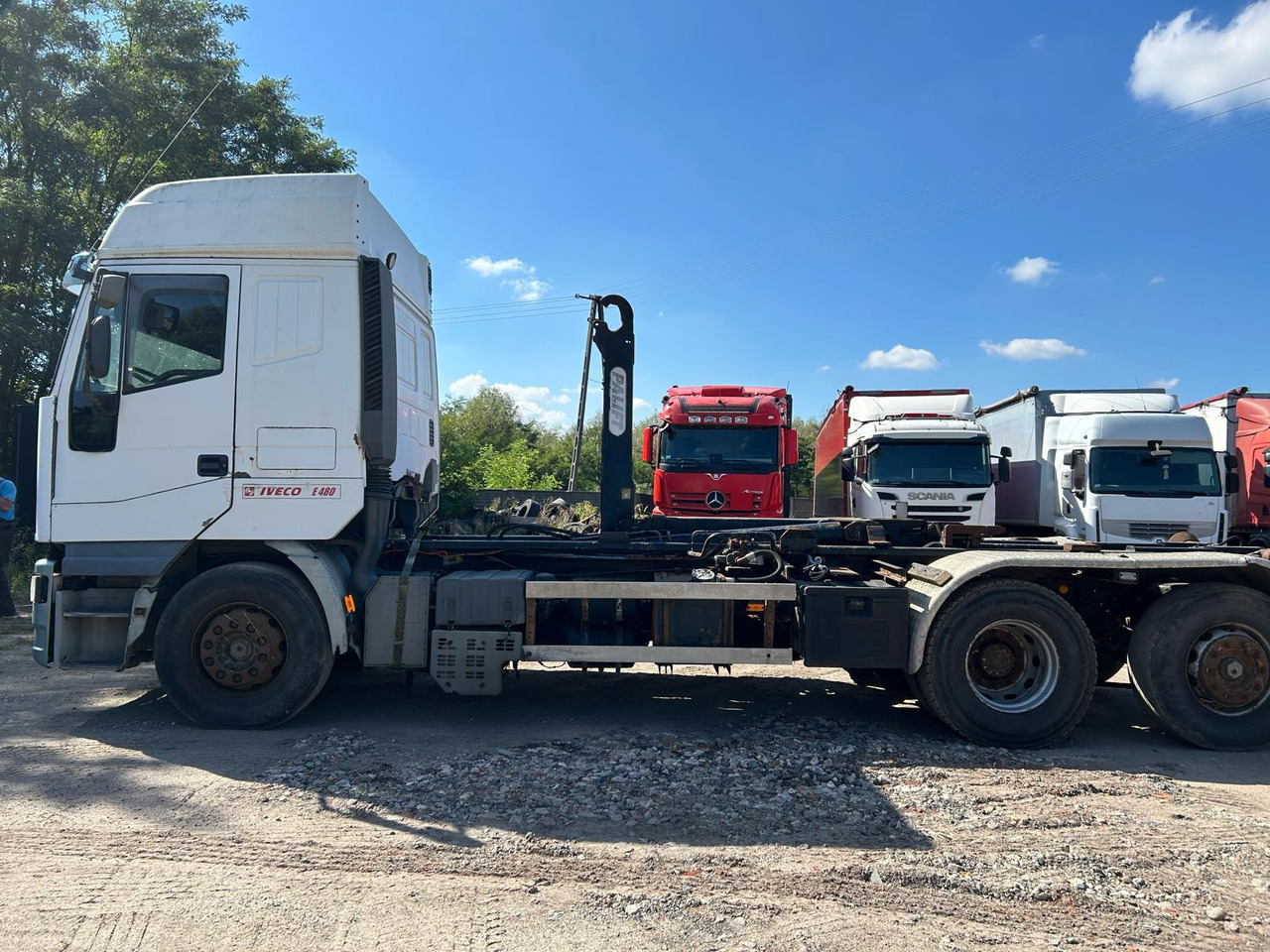 IVECO Eurostar 480 - Hook lift truck: picture 2 IVECO Eurostar 480 - Hook lift truck: picture 2