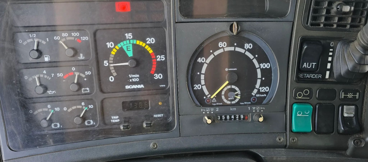 Dropside/ Flatbed truck, Crane truck SCANIA 144.460: picture 8 Dropside/ Flatbed truck, Crane truck SCANIA 144.460: picture 8