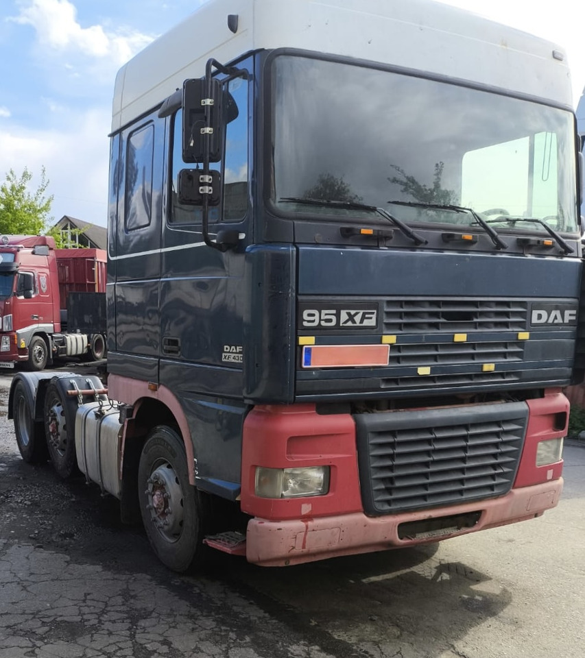 DAF 95.430 - Tractor unit: picture 1 DAF 95.430 - Tractor unit: picture 1