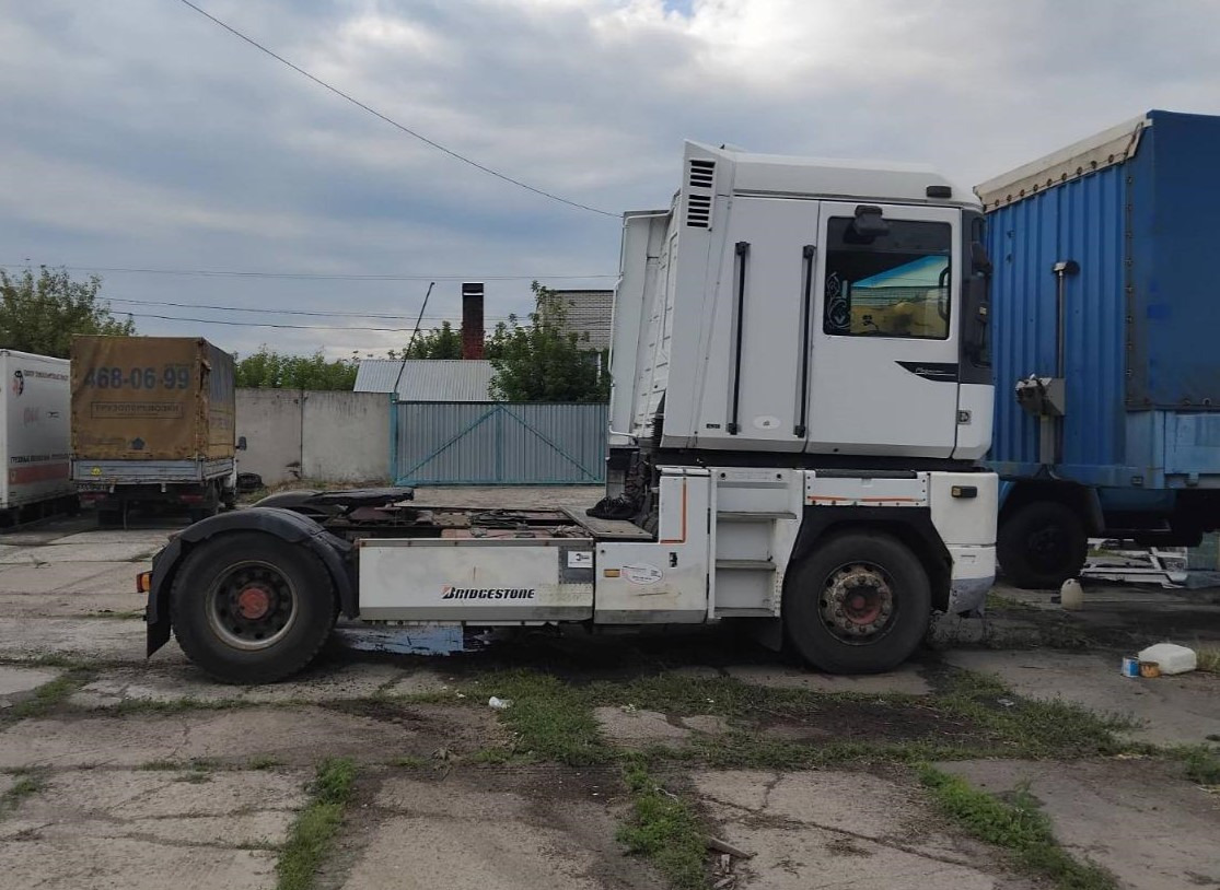 RENAULT Magnum 430 - Tractor unit: picture 5 RENAULT Magnum 430 - Tractor unit: picture 5