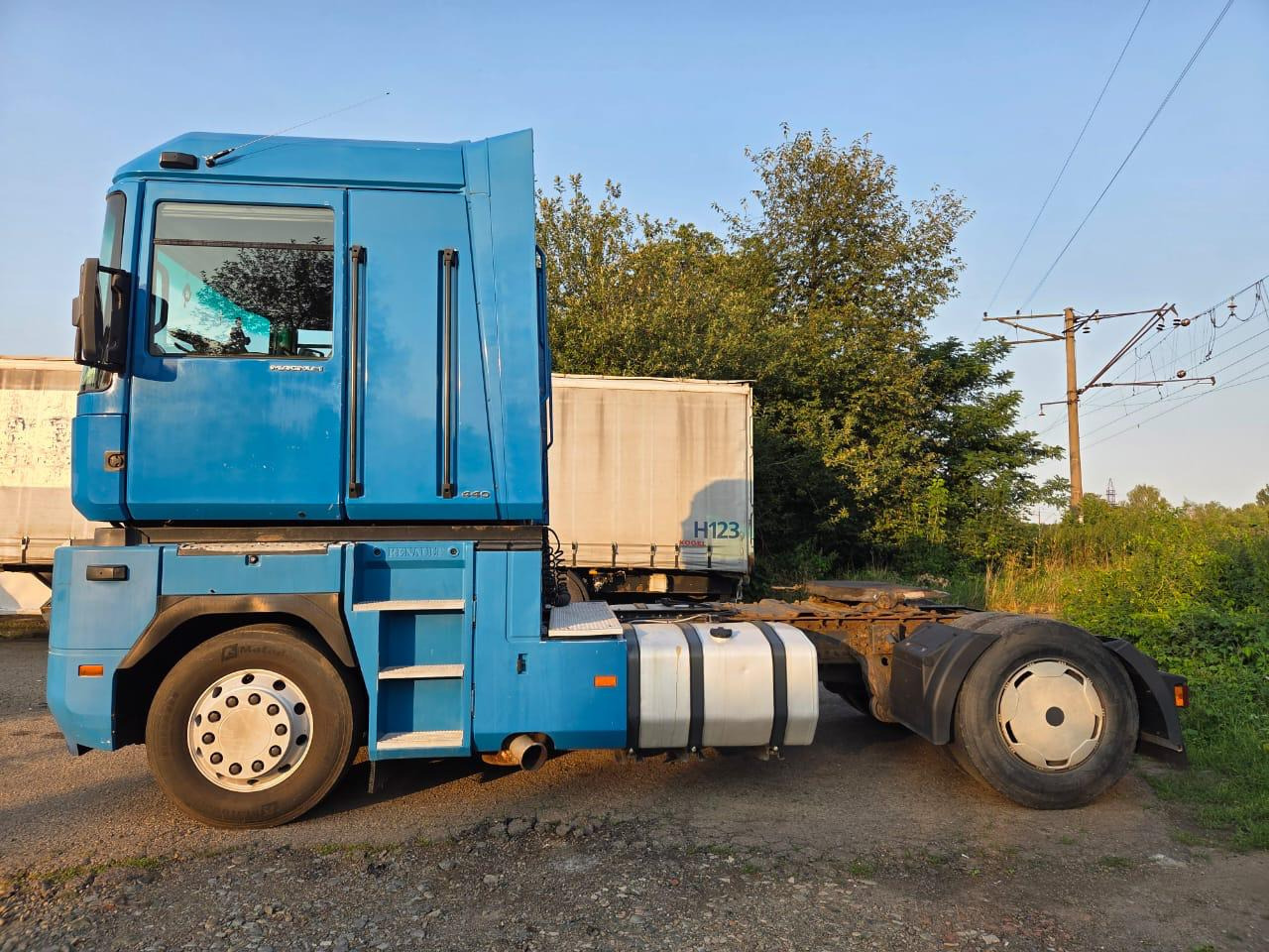 RENAULT Magnum 440 - Tractor unit: picture 4 RENAULT Magnum 440 - Tractor unit: picture 4