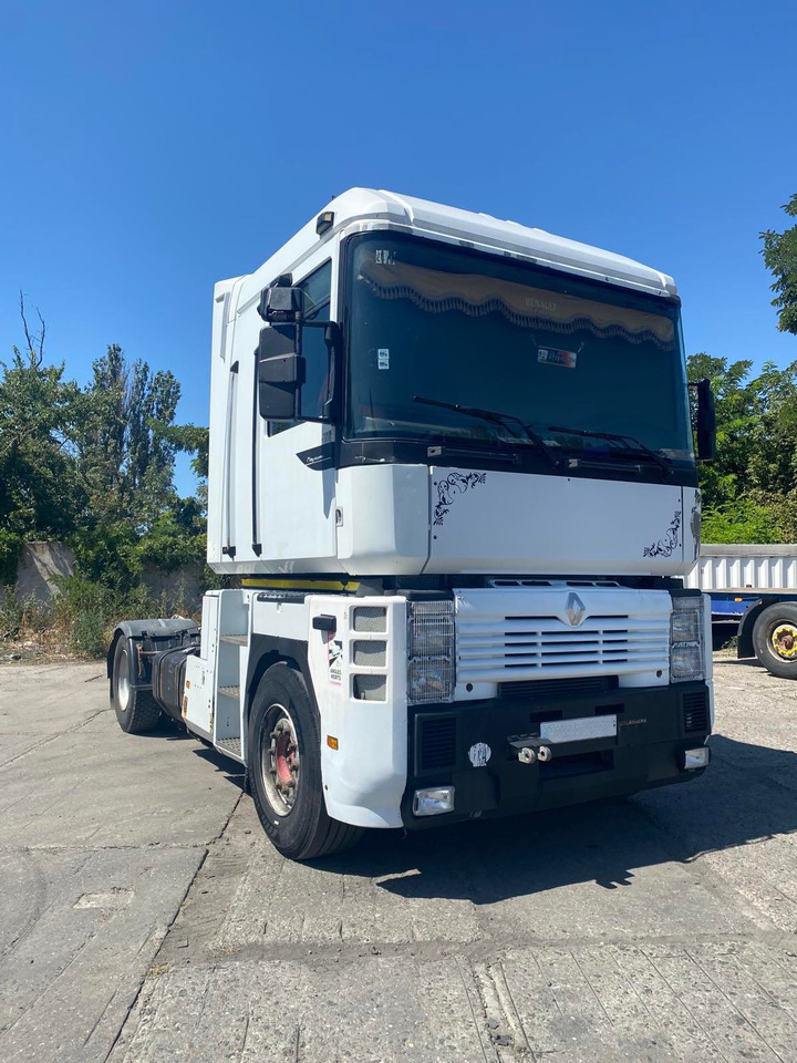 RENAULT Magnum 440 - Tractor unit: picture 1 RENAULT Magnum 440 - Tractor unit: picture 1