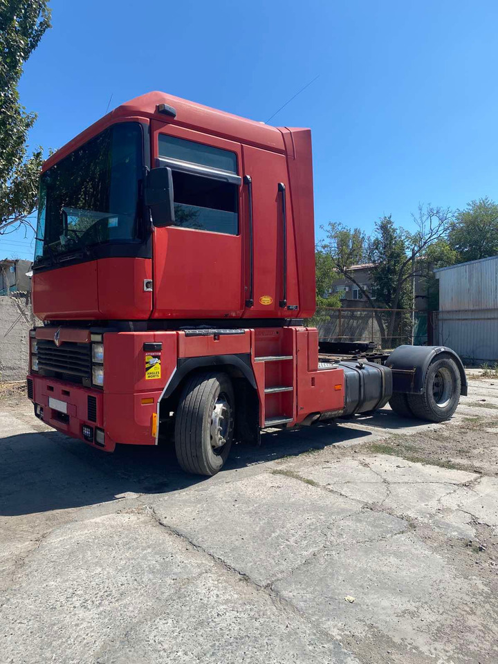 RENAULT Magnum 440 - Tractor unit: picture 4 RENAULT Magnum 440 - Tractor unit: picture 4