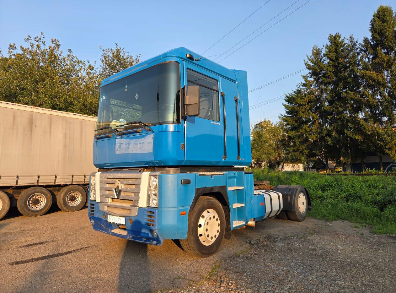 RENAULT Magnum 440 - Tractor unit: picture 3 RENAULT Magnum 440 - Tractor unit: picture 3