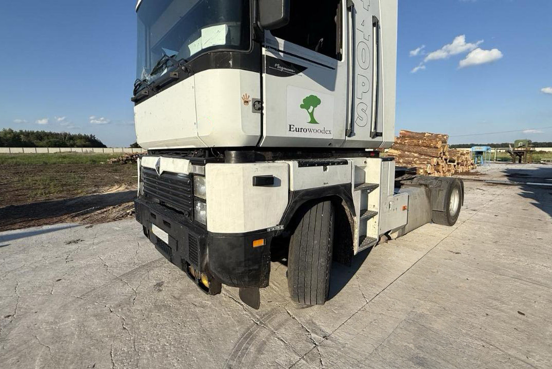 RENAULT Magnum 440 - Tractor unit: picture 3 RENAULT Magnum 440 - Tractor unit: picture 3
