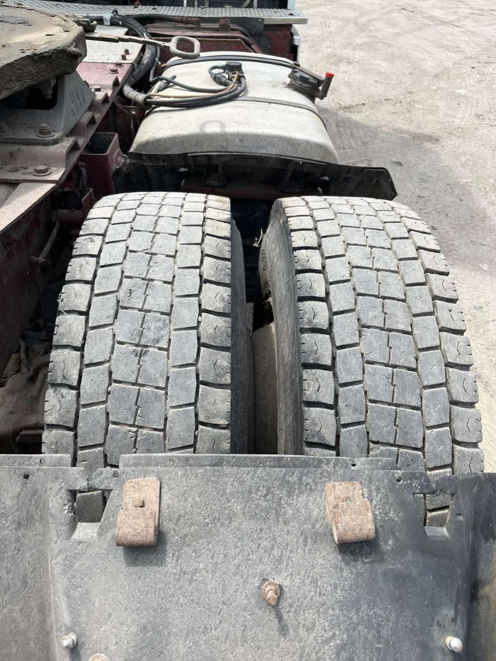 Tractor unit RENAULT Magnum 470: picture 13