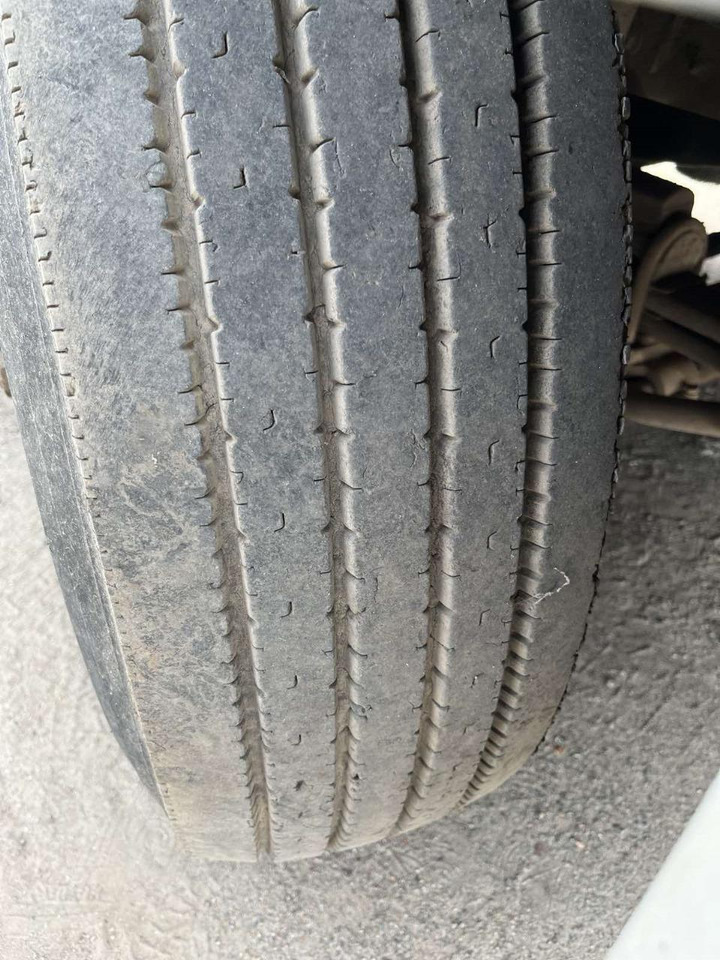 Tractor unit RENAULT Magnum 470: picture 15