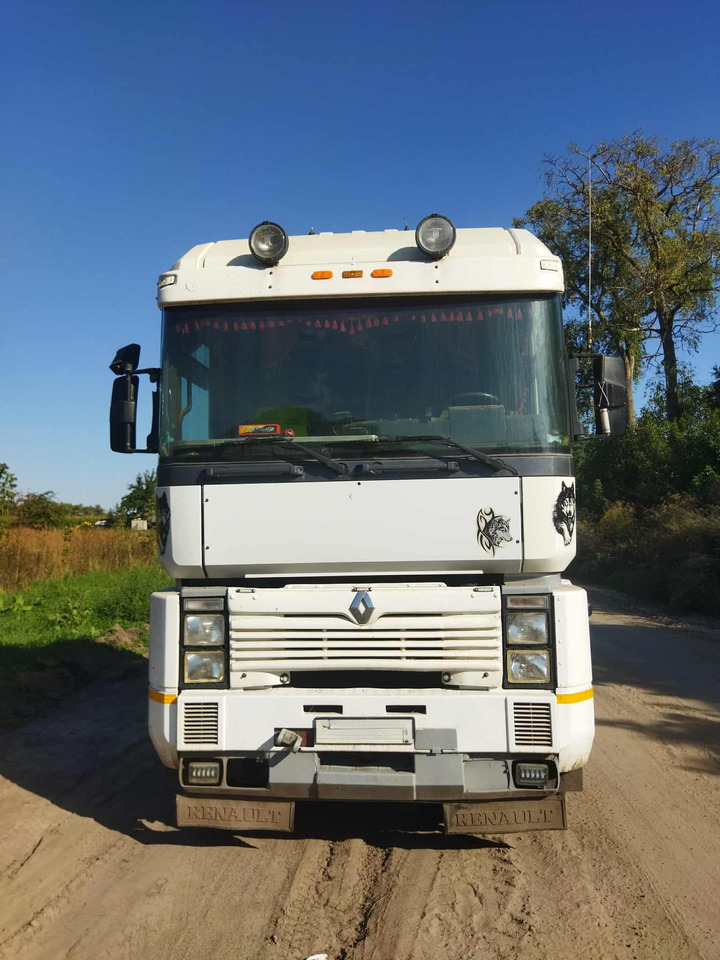 RENAULT Magnum AE420 - Tractor unit: picture 2 RENAULT Magnum AE420 - Tractor unit: picture 2