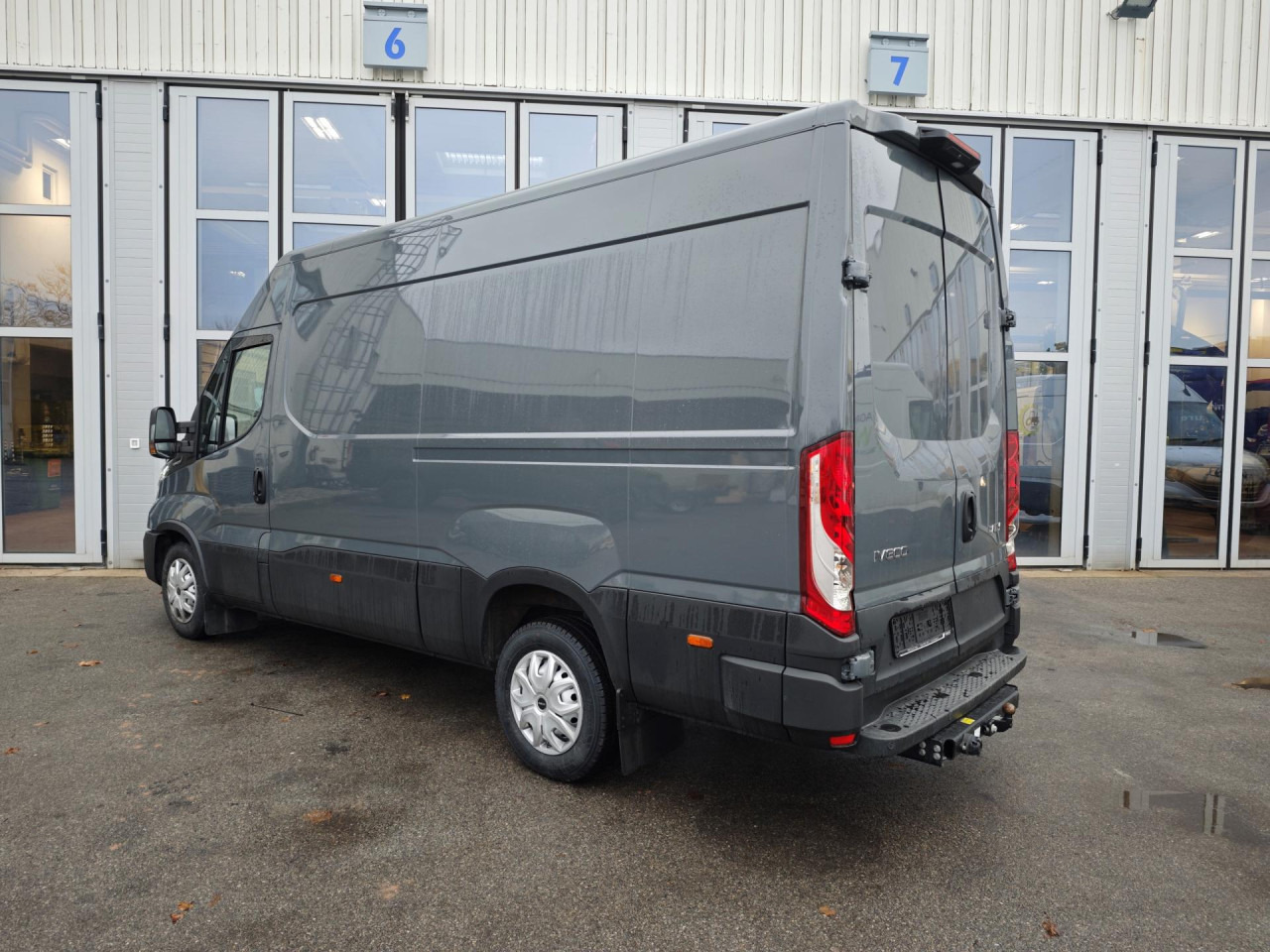 IVECO 35S16H30A8V - Panel van: picture 3 IVECO 35S16H30A8V - Panel van: picture 3